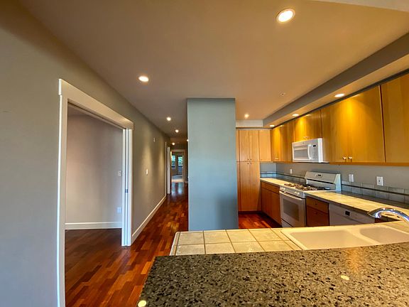 5th image of 1230 5th Ave N APT 201