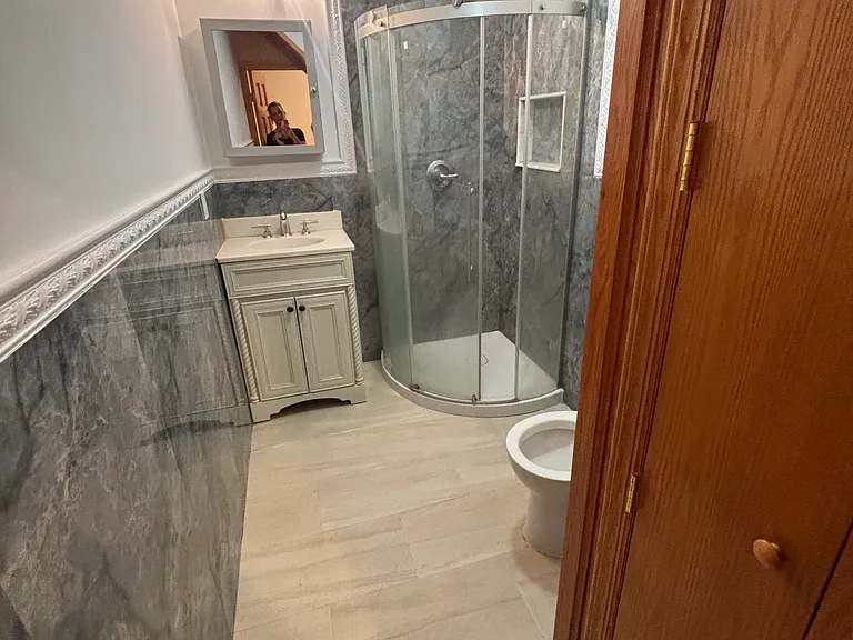 142 Florence St — Photo 7