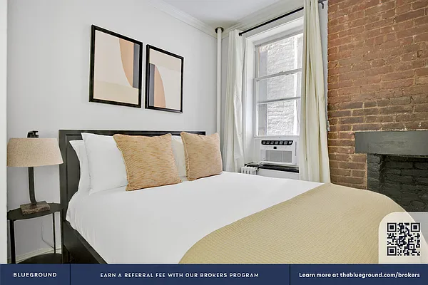 Rented by The Blueground | media 9