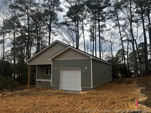 940 Lakewind Dr, Sanford, NC 27332