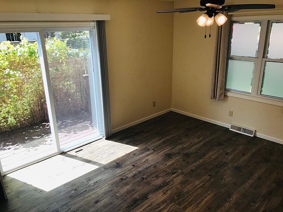 Sunny eating area in kitchen