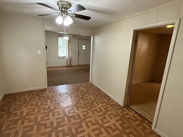 2134 N Norfolk Ave — Photo 2