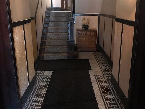 3rd image of 1459 E 69th St #1