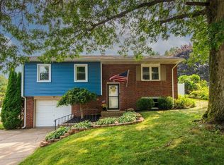 5661 Gardner Dr, Erie, PA 16509