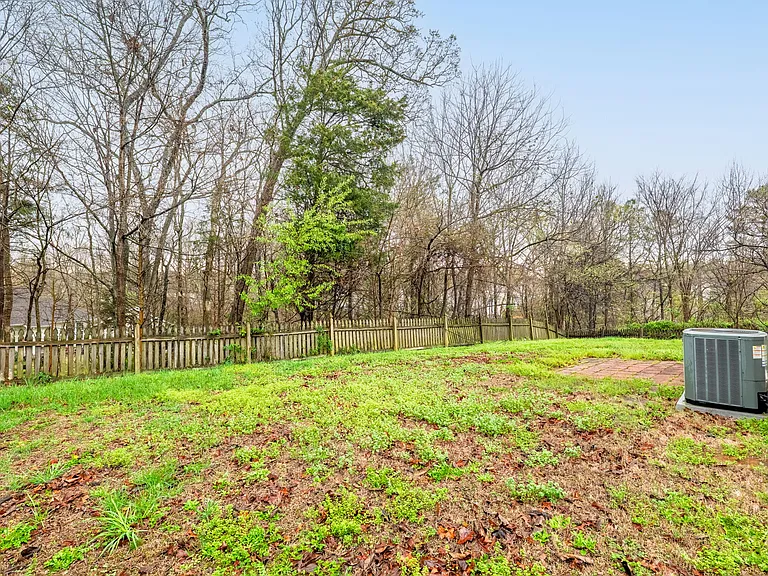 10609 Spring Rain Ct — Photo 15