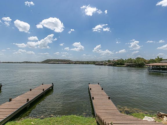 5th image of 104 Cove E #102