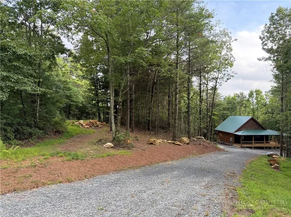 248 Ash Lane, Glade Valley, NC 28627