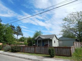 2118 Park Rd, McKinleyville, CA 95519