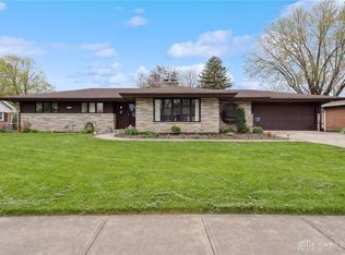 1010 Meadow Ln, Xenia, OH 45385