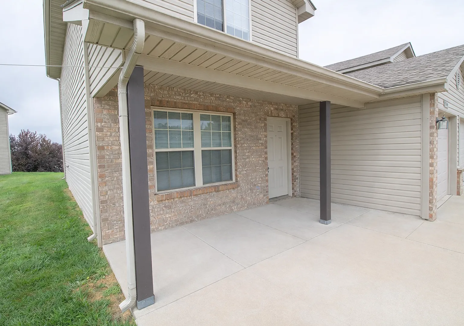 Vanderveen Duplex — Photo 3