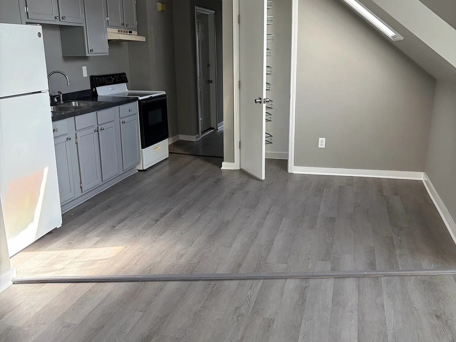 2BR Third-Floor Apartment, Heat Included Available Now — Photo 4
