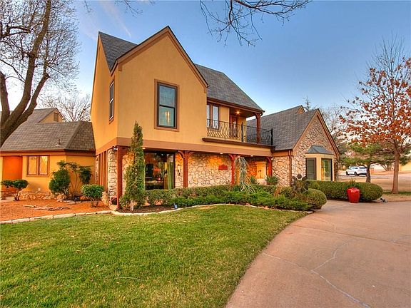 2nd image of 4101 Cherry Hill Ln
