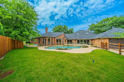 15501 Custer Trl Photo 1
