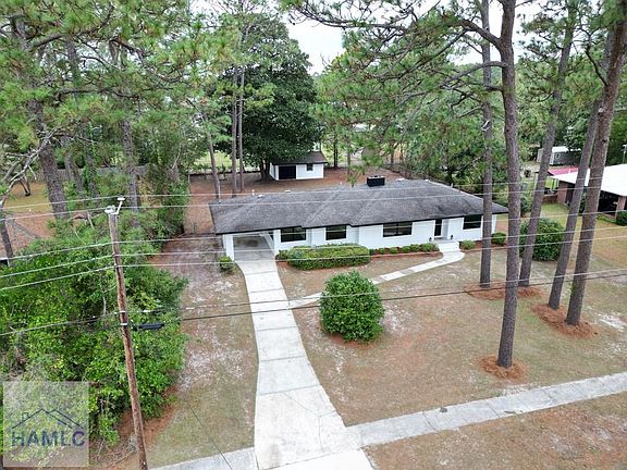 3rd image of 153 Drennon Dr