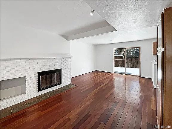 2nd image of 3850 Paseo Del Prado APT 7