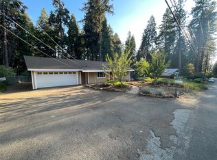 6876 Ridgeway Dr, Pollock Pines, CA 95726