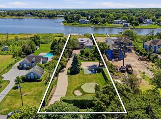 26 Sunset Ave, East Quogue, NY 11942