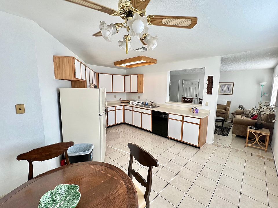 1st image of 5141 Pioneer Ave APT 204