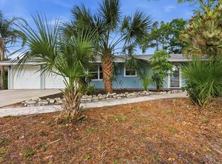 902 37th St W, Bradenton, FL 34205