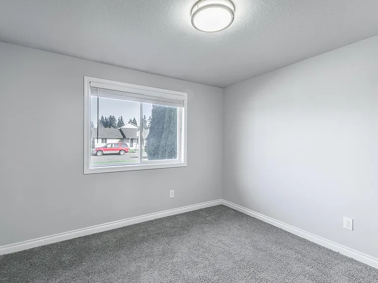 8400 NE 157th Ave — Photo 27