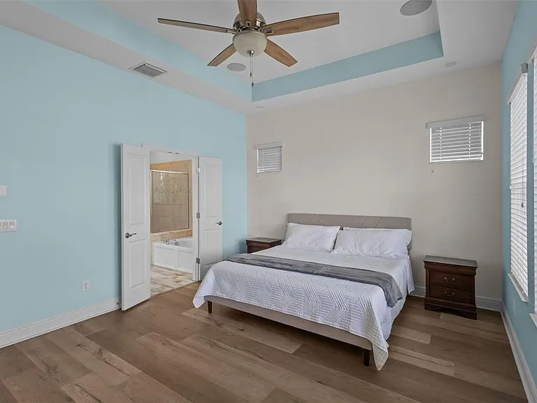 2515 Portico St — Photo 12
