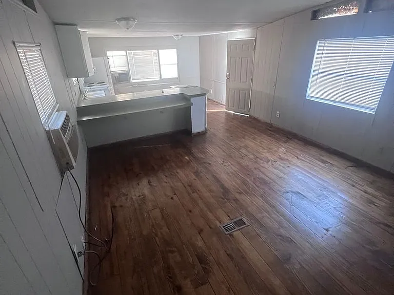 Williams Homes — Photo 4