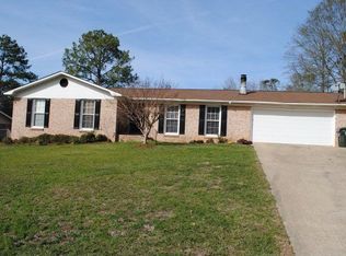 1810 Fairfield Dr, Dothan, AL 36303