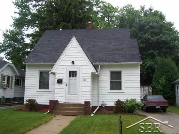 1914 Ottawa St, Saginaw, MI 48602