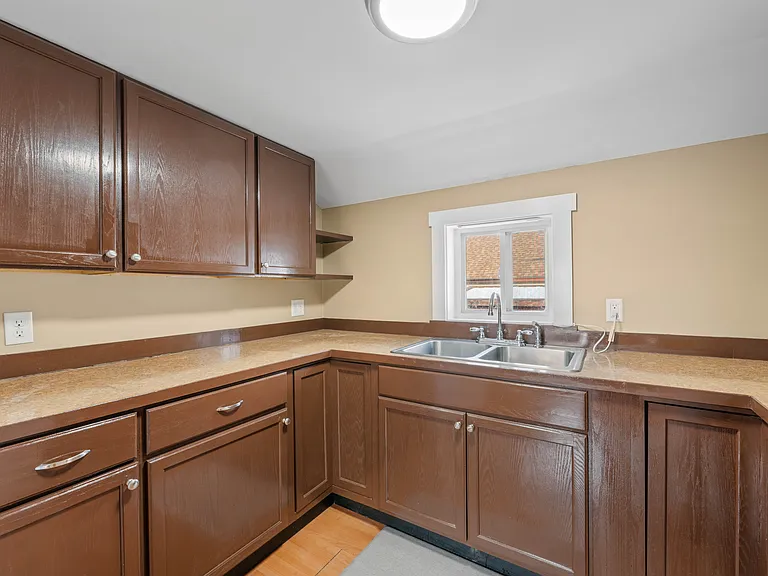 15 Jefferson St #2 — Photo 15