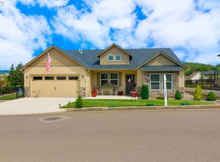 583 Fairway Estates Dr, Sutherlin, OR 97479