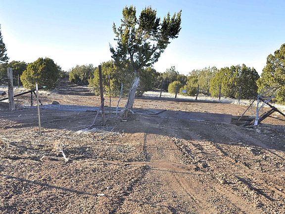2nd image of 26D Ranch Rd