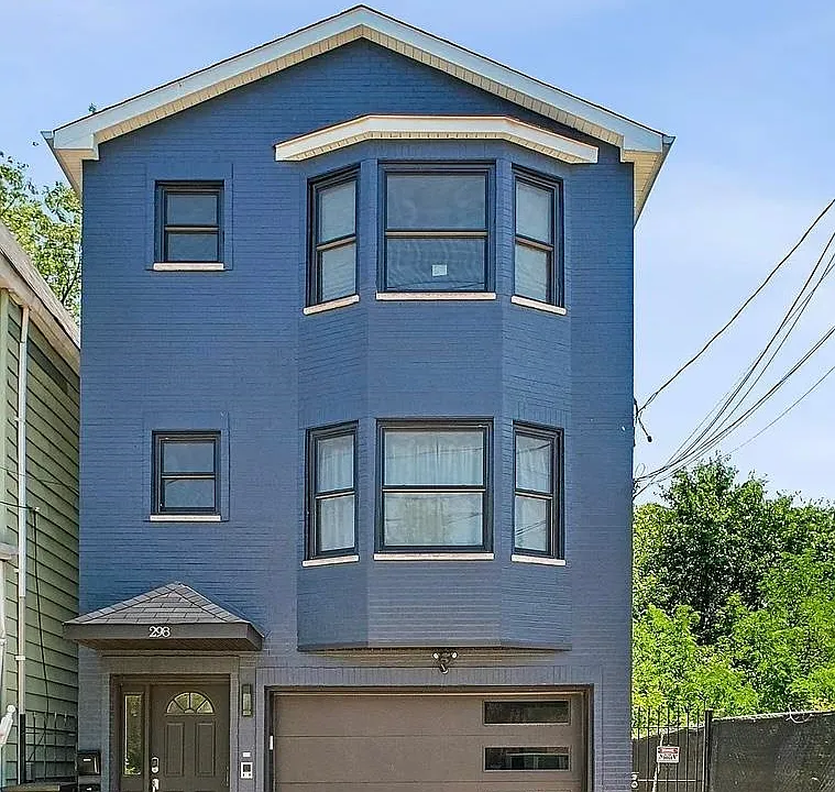 298 Arlington Ave #2