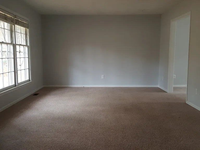 11500 Pinecroft St — Photo 5