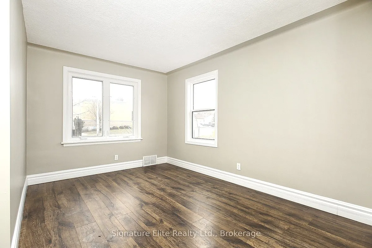 Building Photo - 254 Hibbert Ave #UPPER