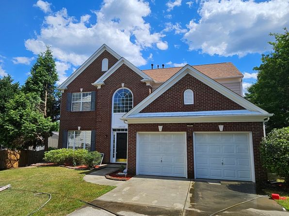 10312 Scotch Pine Cir
