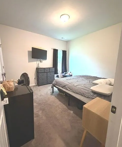105 Westbury Dr — Photo 10