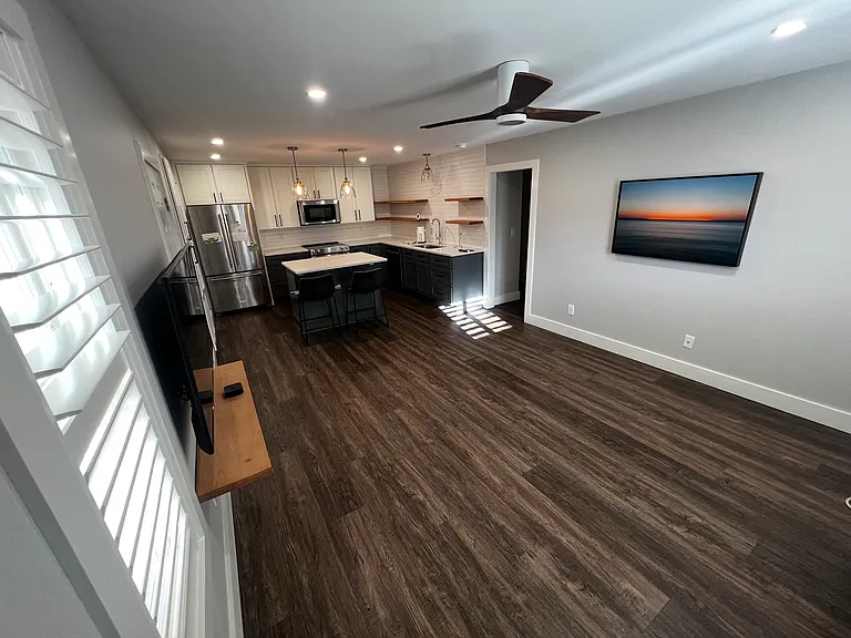 2057 Middle St #9 — Photo 1