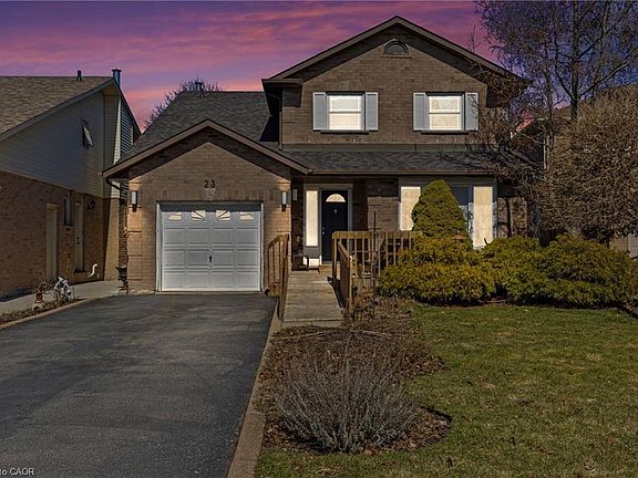 3rd image of 23 Ricardo Ct