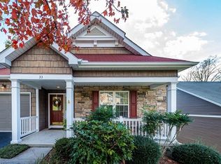 33 Coldwater Ln, Laurel Park, NC 28739