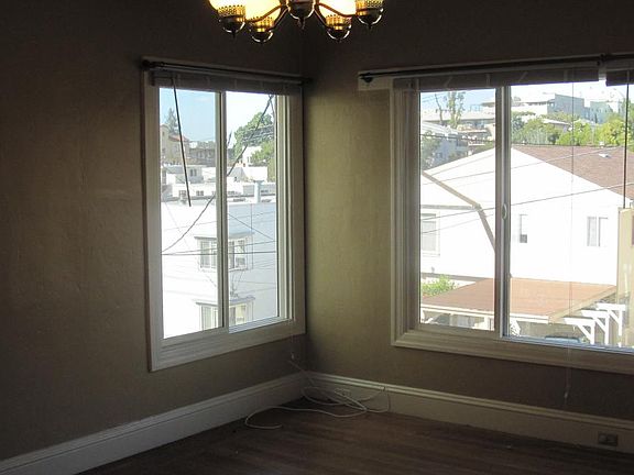 4th image of 617 Brooklyn Ave APT 001