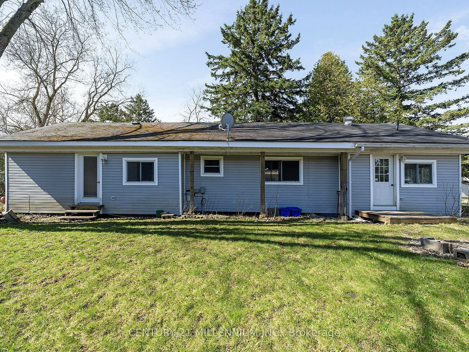 3 bed, $2,000 — Photo 2