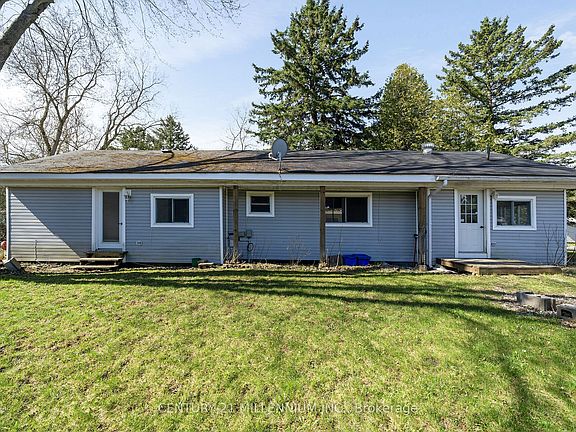 2nd image of 17 Cedar Ln