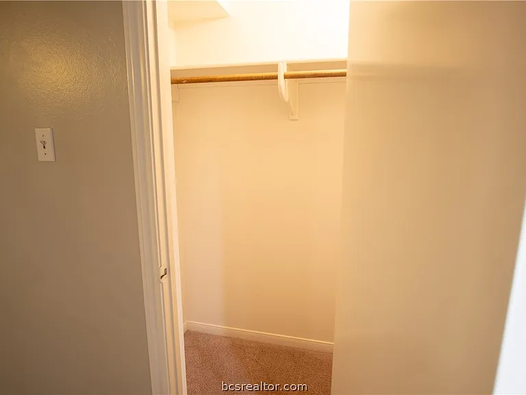 1801 Woodsman Dr #D — Photo 13