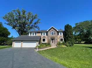 424 Rainbow Dr, Dundee, IL 60118