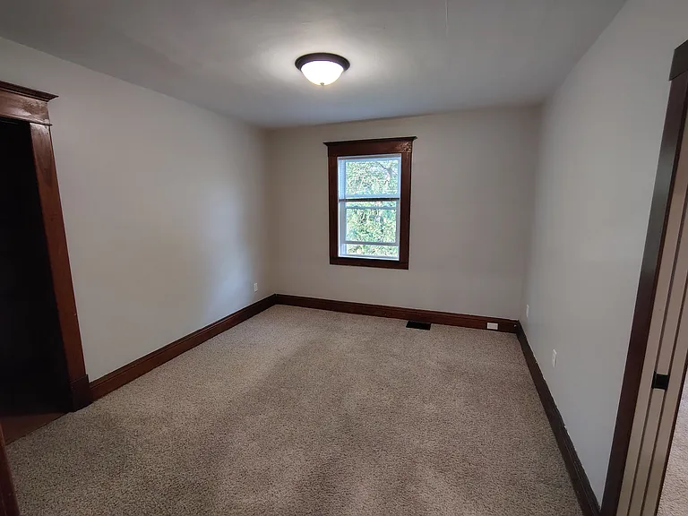 243 S Wayne St #C — Photo 11