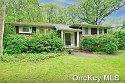 10 Beaumont Drive Melville NY 11747 Zillow