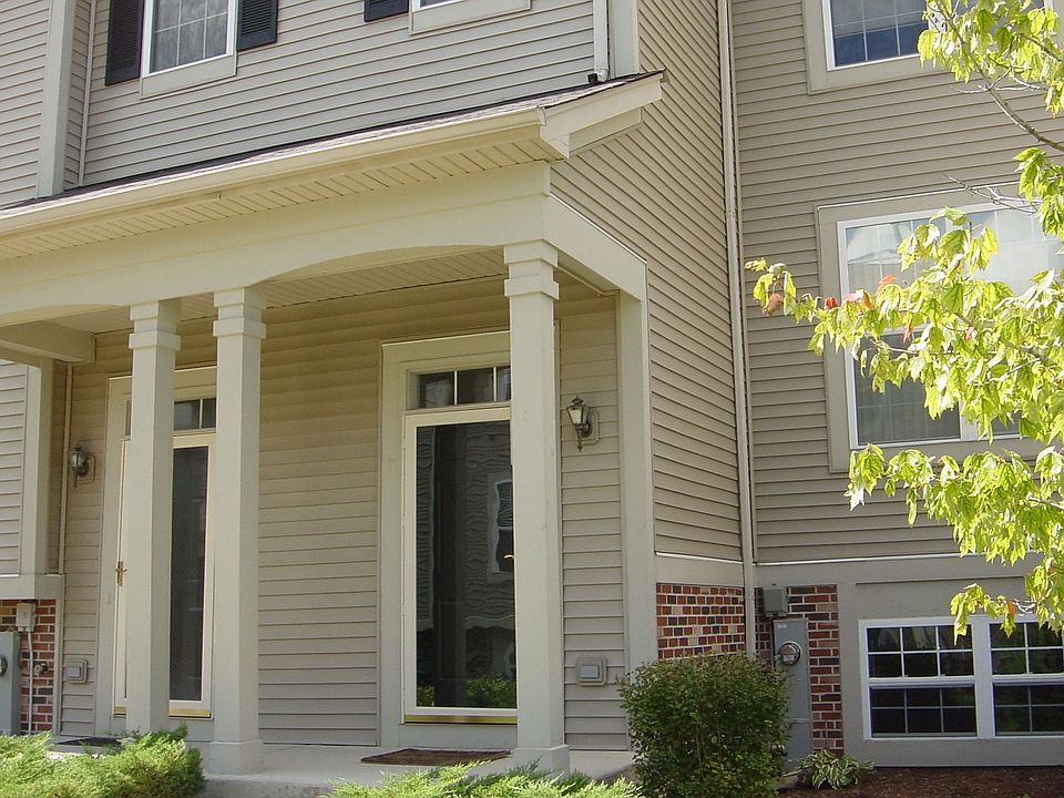 1st image of 752 Cherry Creek Dr