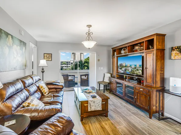 921 Seagrape Dr Unit 308B, Marco Island, FL 34145