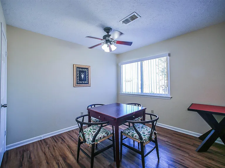 9511 Sharpcrest St — Photo 30