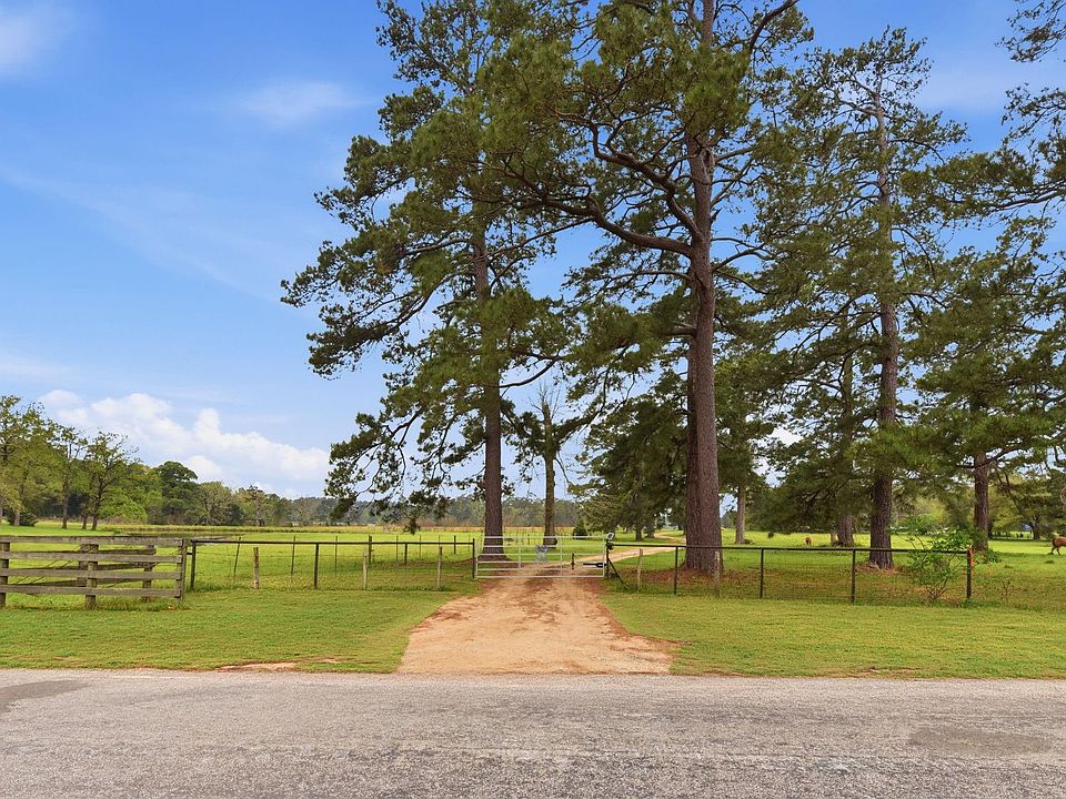 1st image of 882 Four Notch Rd